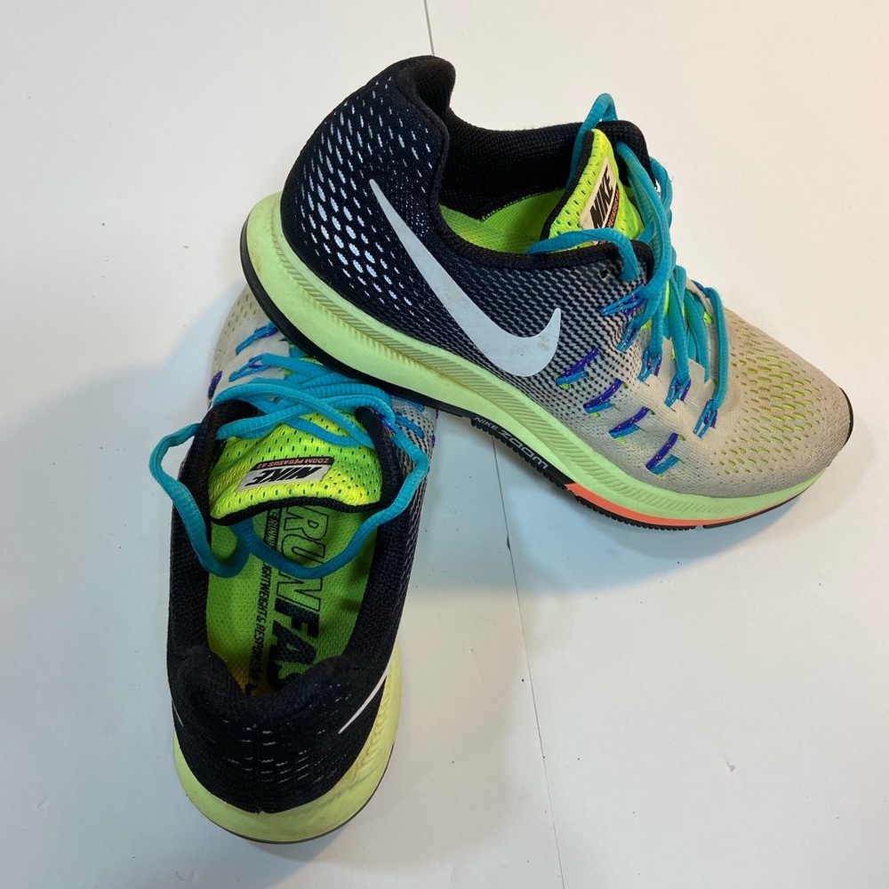 Nike Zoom Pegasus 33 running shoe size 7.5